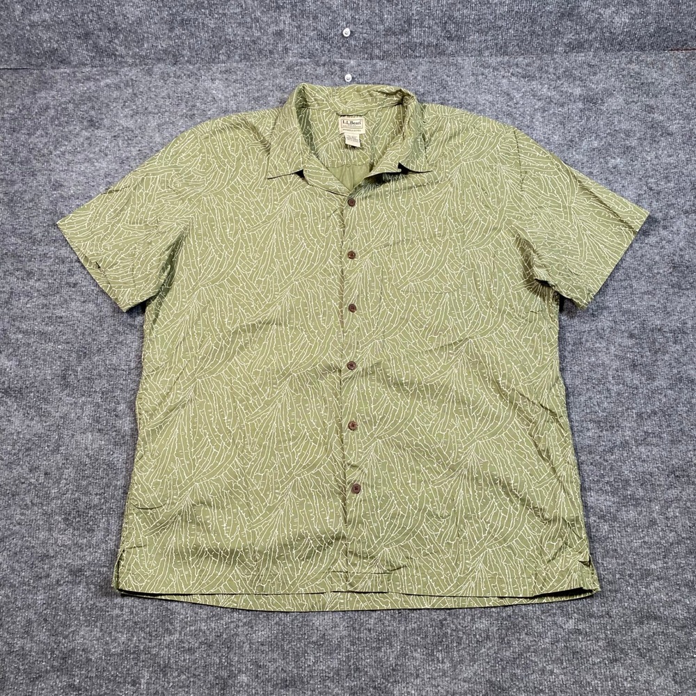 LL Bean Mens XL Green Abstract Leaf Print Cotton Short Sleeve Button Up Shirt